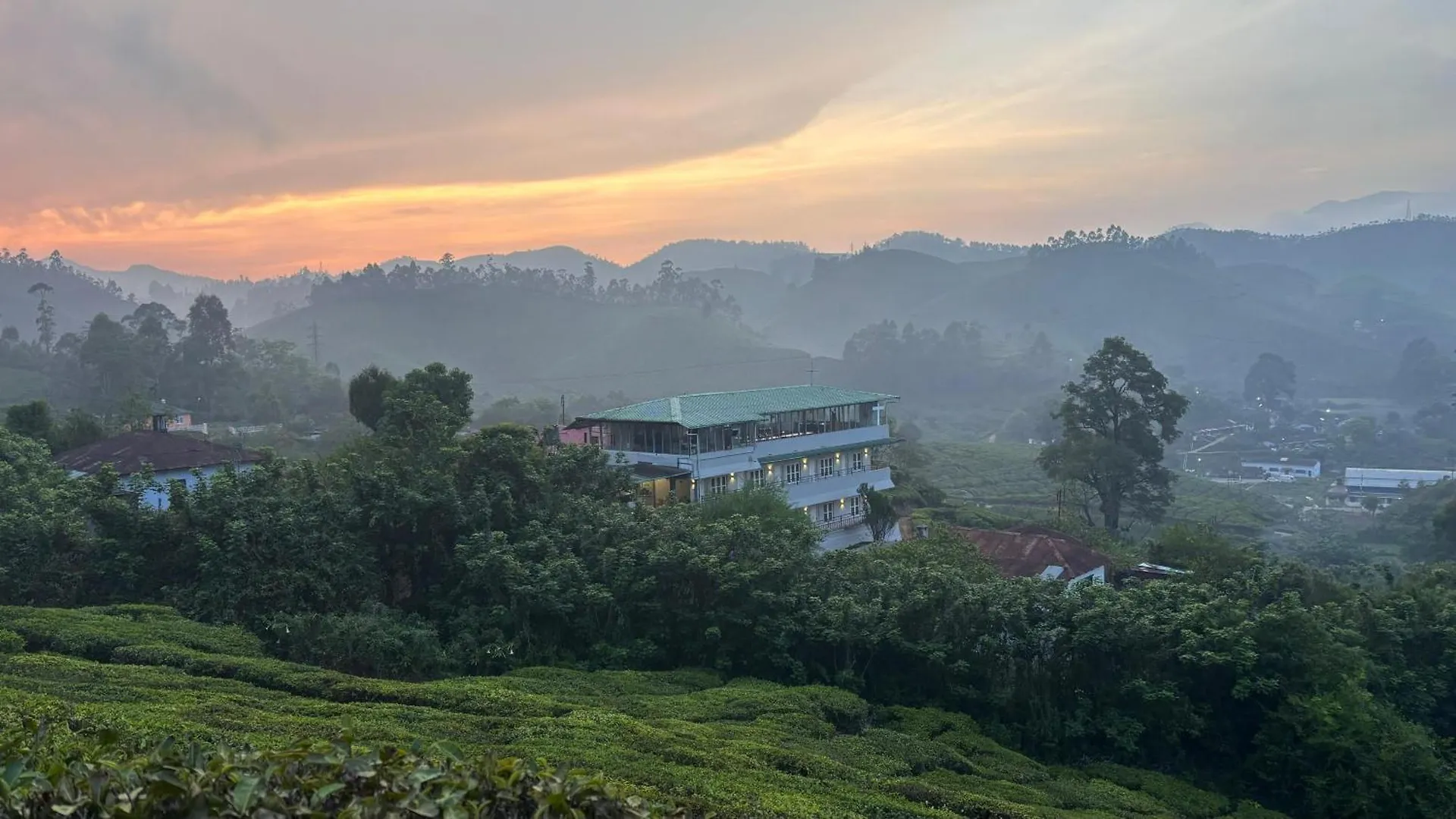 7 Malai Residency Apartment Munnar