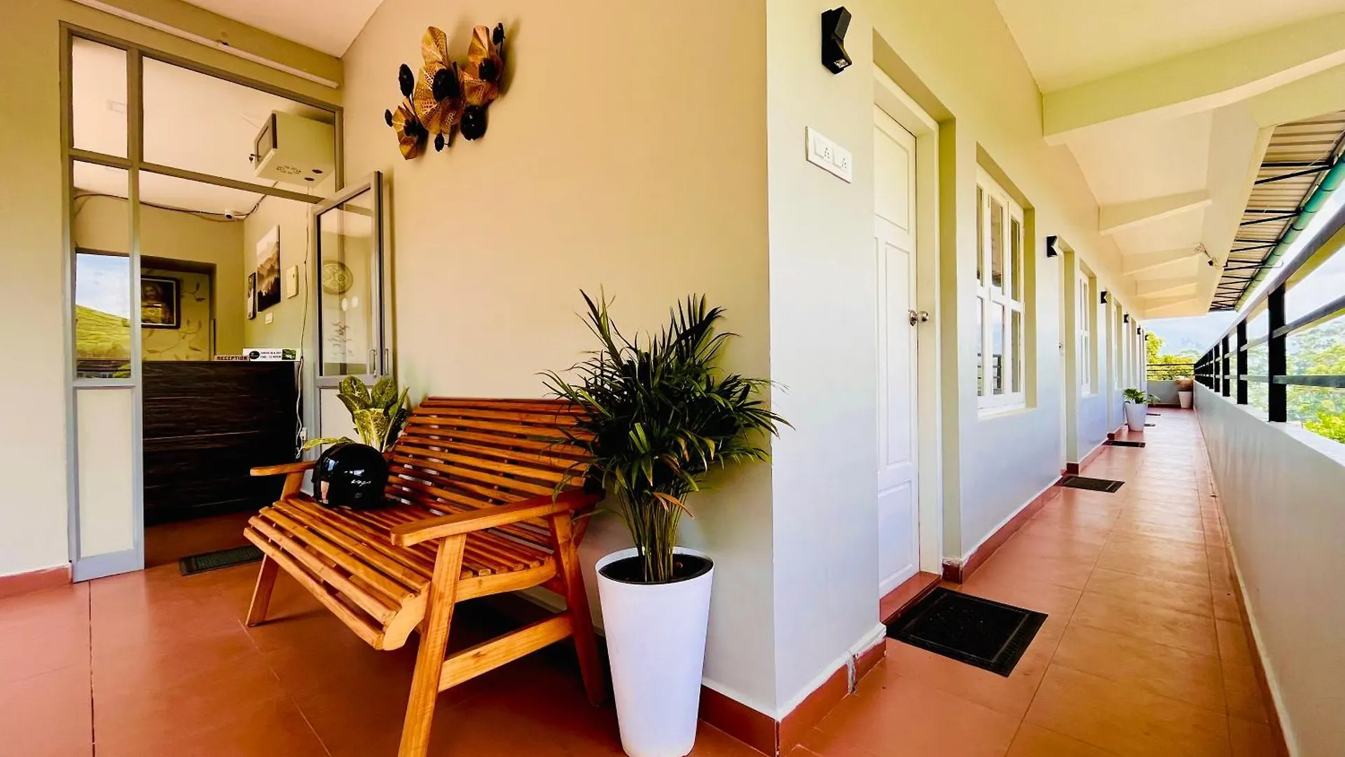 7 Malai Residency Apartment Munnar