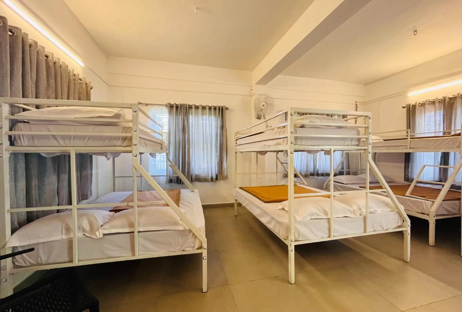 7 Malai Residency Apartment Munnar India